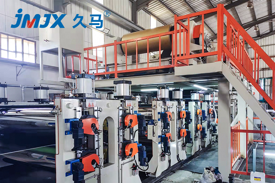 Linia produkcyjna niskotemperaturowa ACP z 3 rolkami PE Linia produkcyjna niskotemperaturowa ACP z 3 rolkami PE